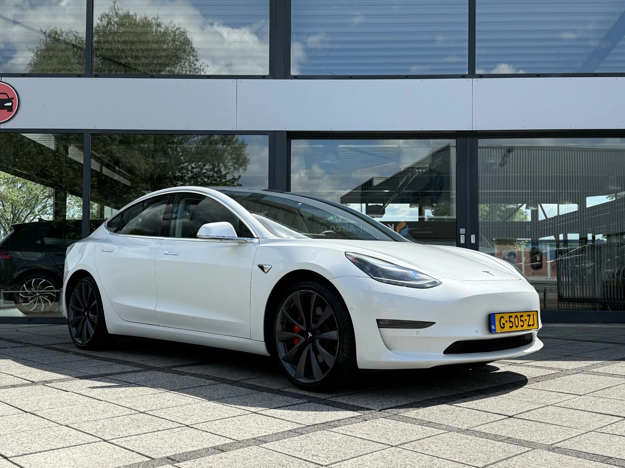 Hoofdafbeelding Tesla Model 3