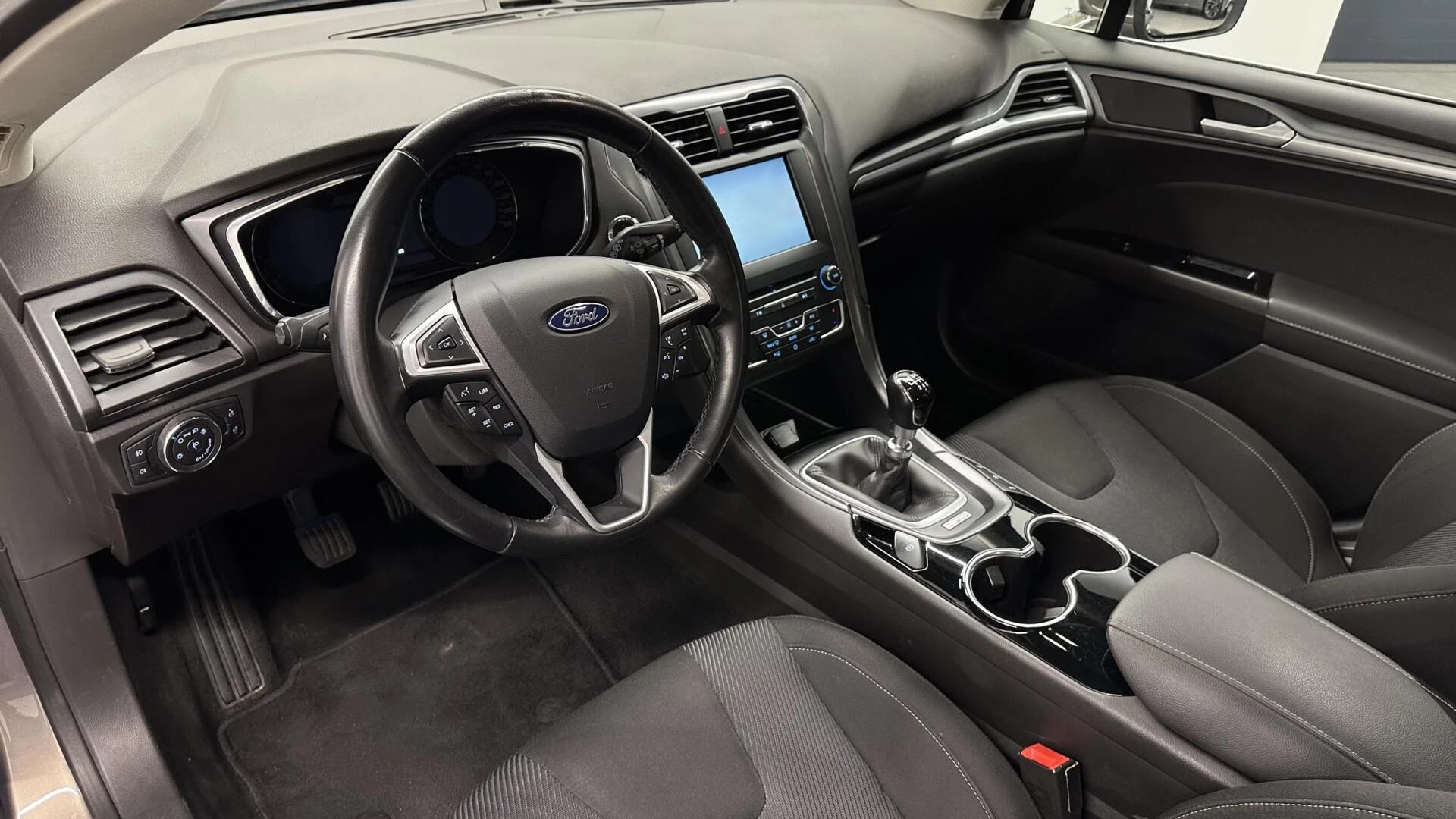 Hoofdafbeelding Ford Mondeo