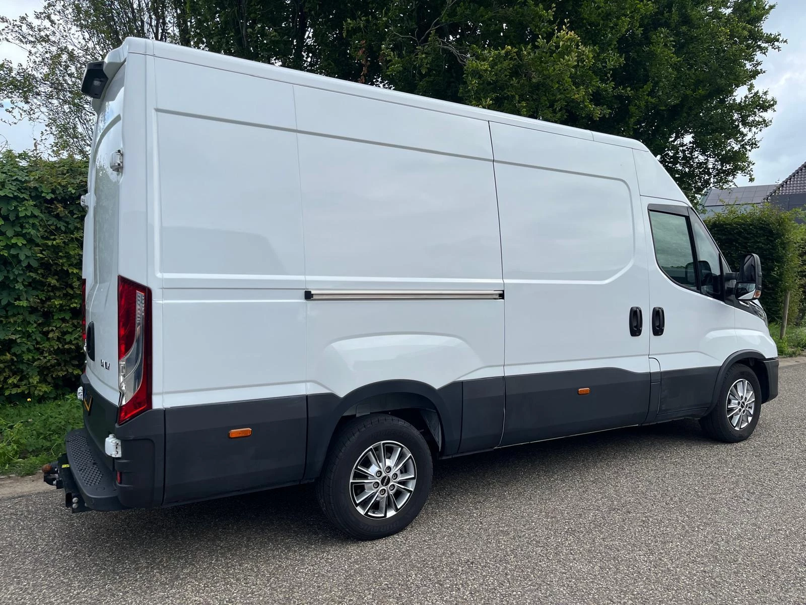 Hoofdafbeelding Iveco 35S18