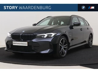 BMW 3 Serie Touring 320e High Executive M Sport Automaat / Lederen Bekleding / Comfort Acces / Geluidswerende ramen / 19 Inch L.M. Velgen / Elektrisch Verstelbare Stoelen