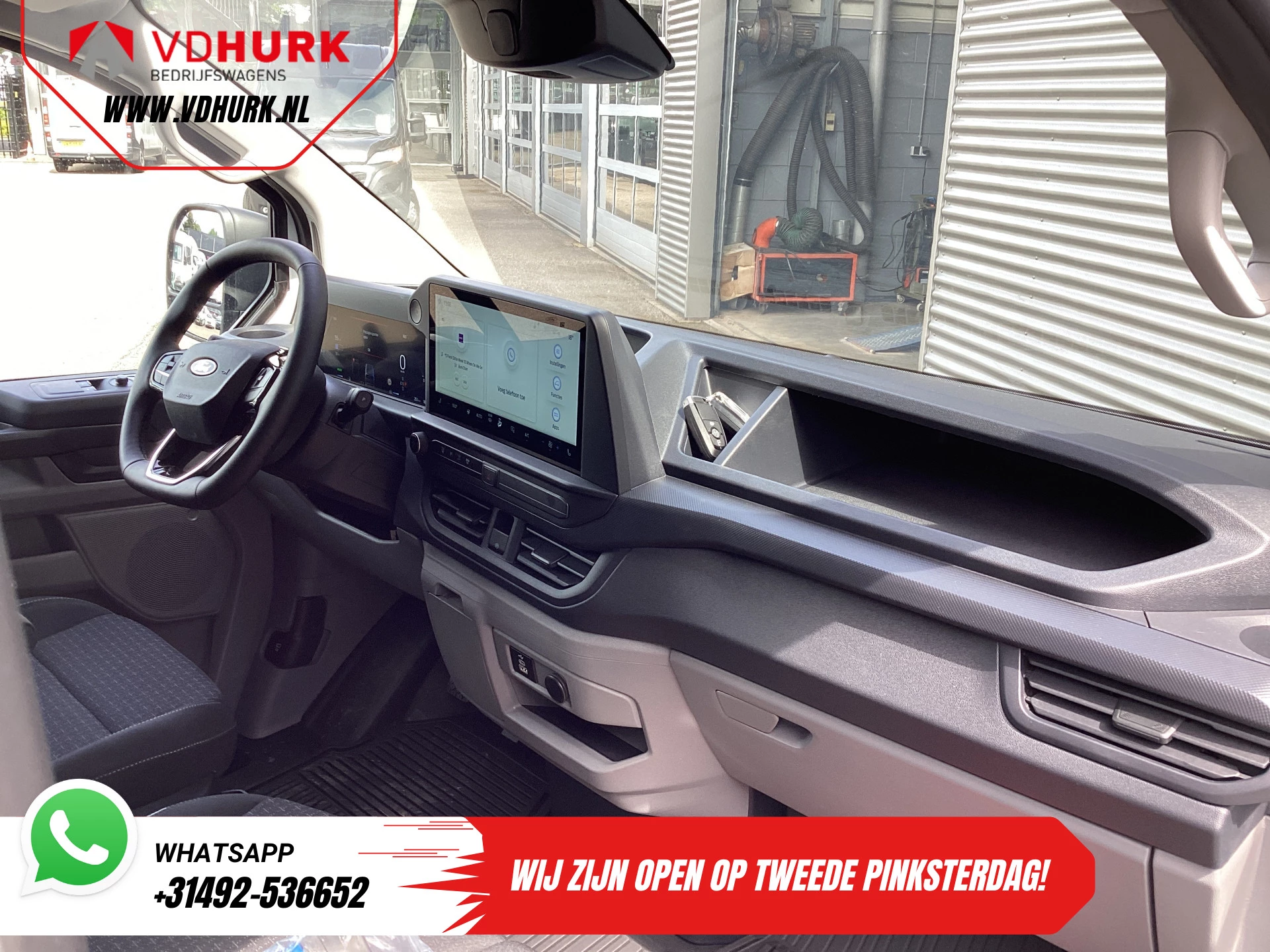 Hoofdafbeelding Ford E-Transit Custom
