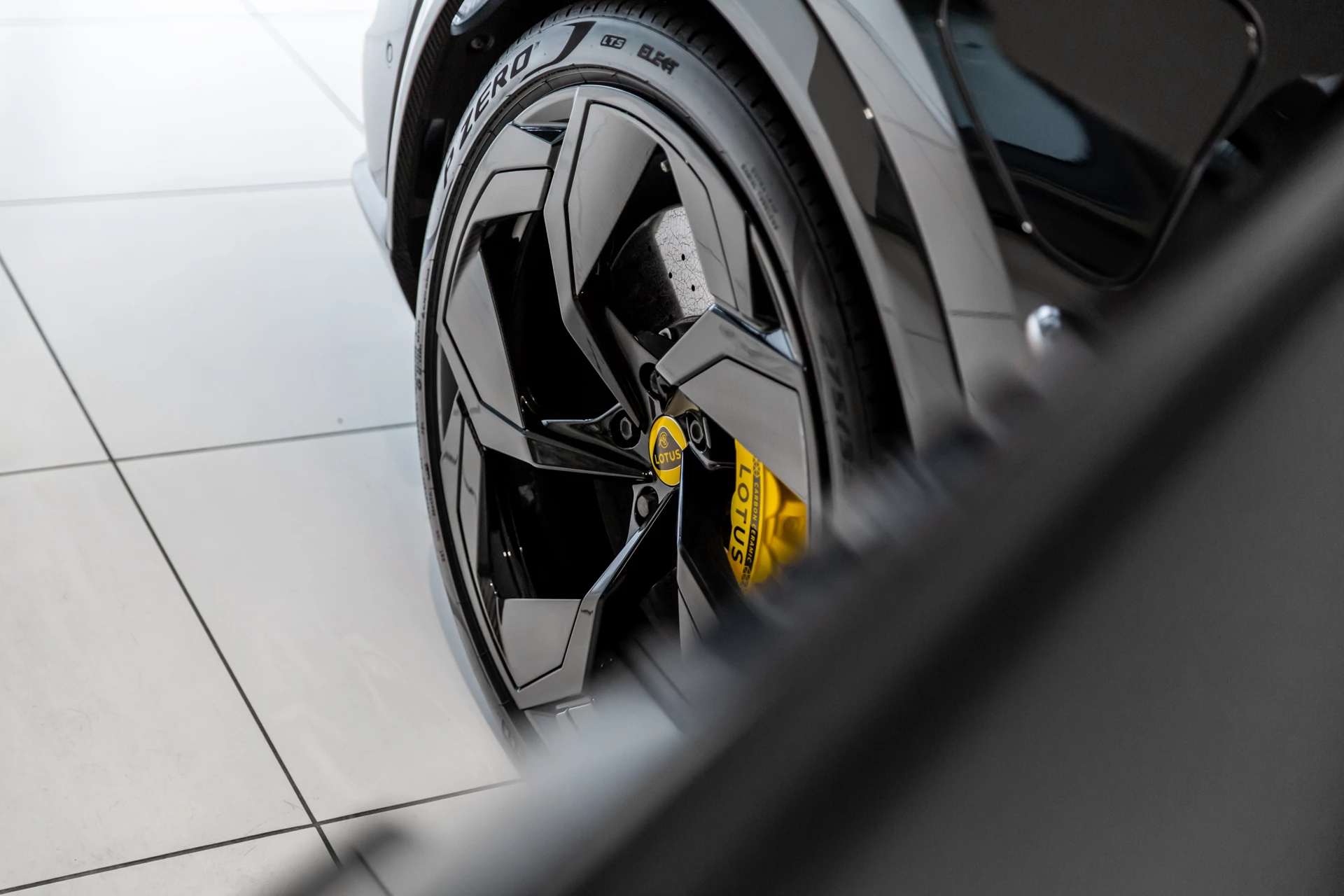 Hoofdafbeelding Lotus Eletre