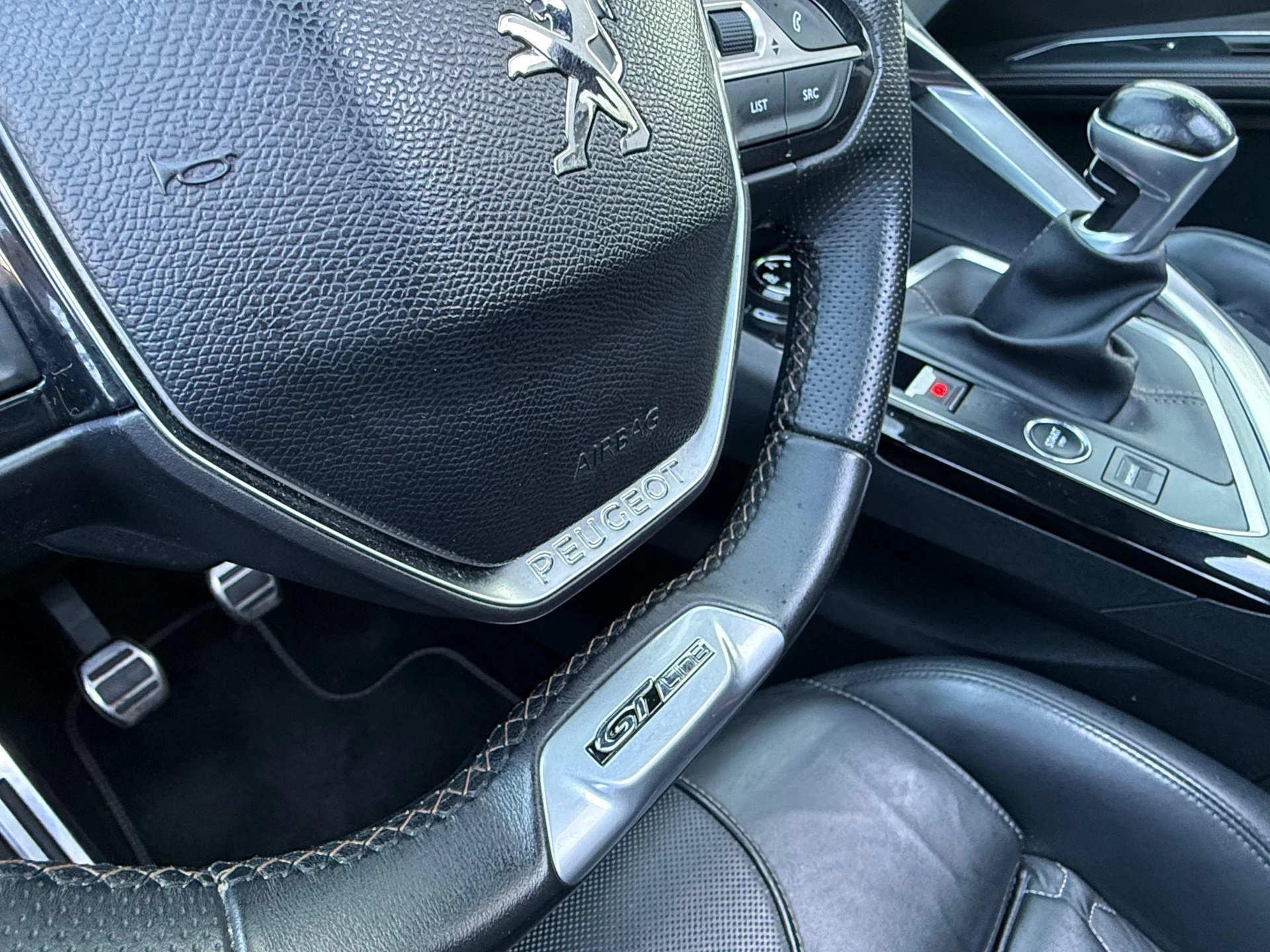 Hoofdafbeelding Peugeot 5008