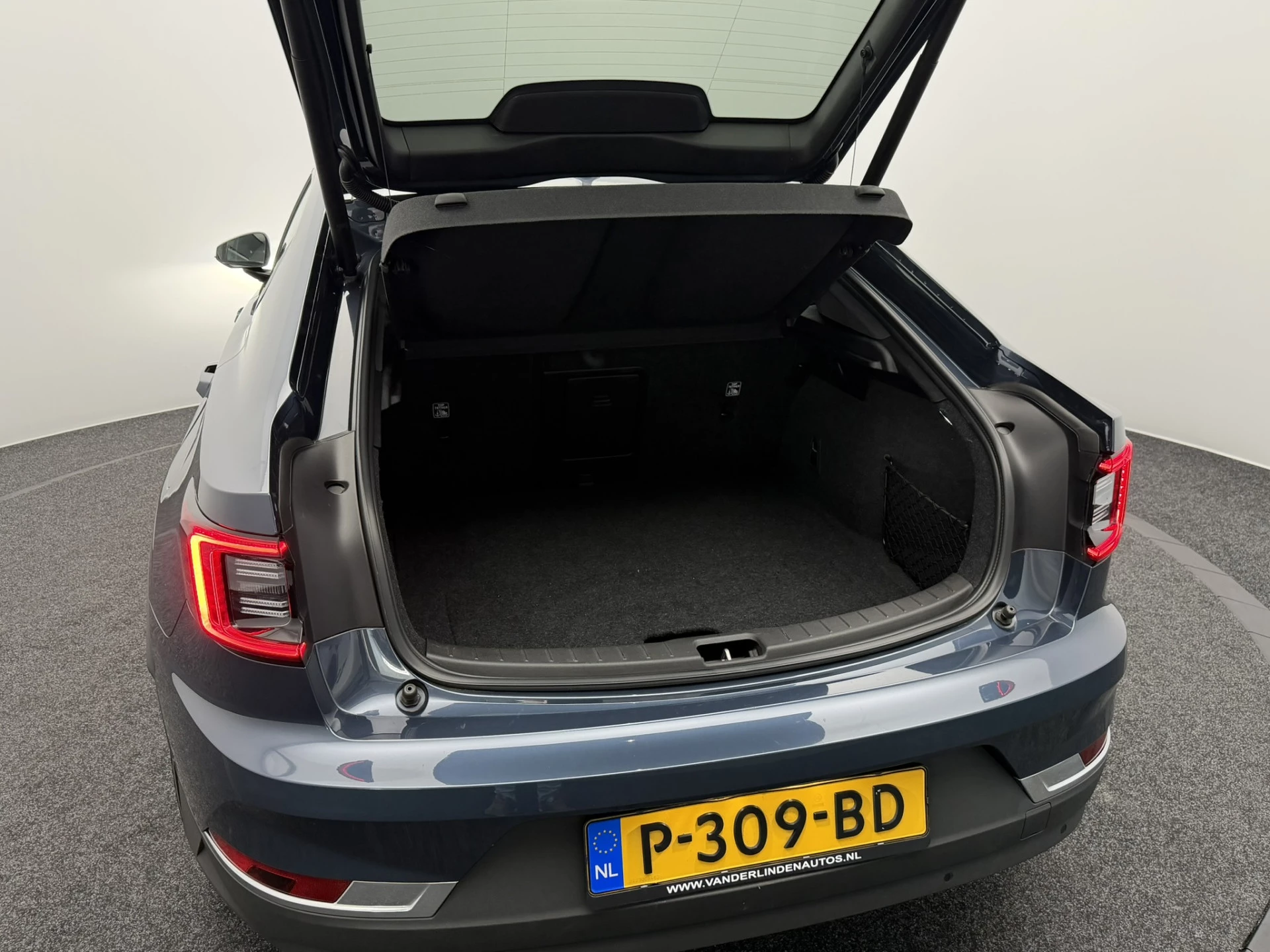 Hoofdafbeelding Polestar 2