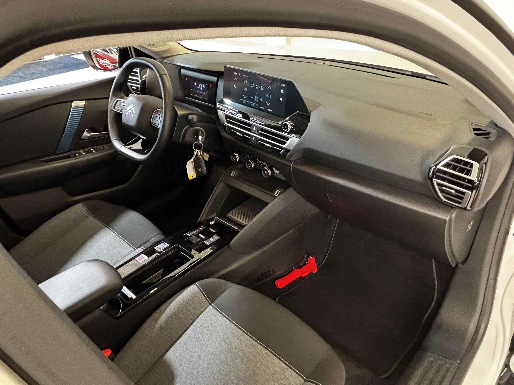 Hoofdafbeelding Citroën ë-C4