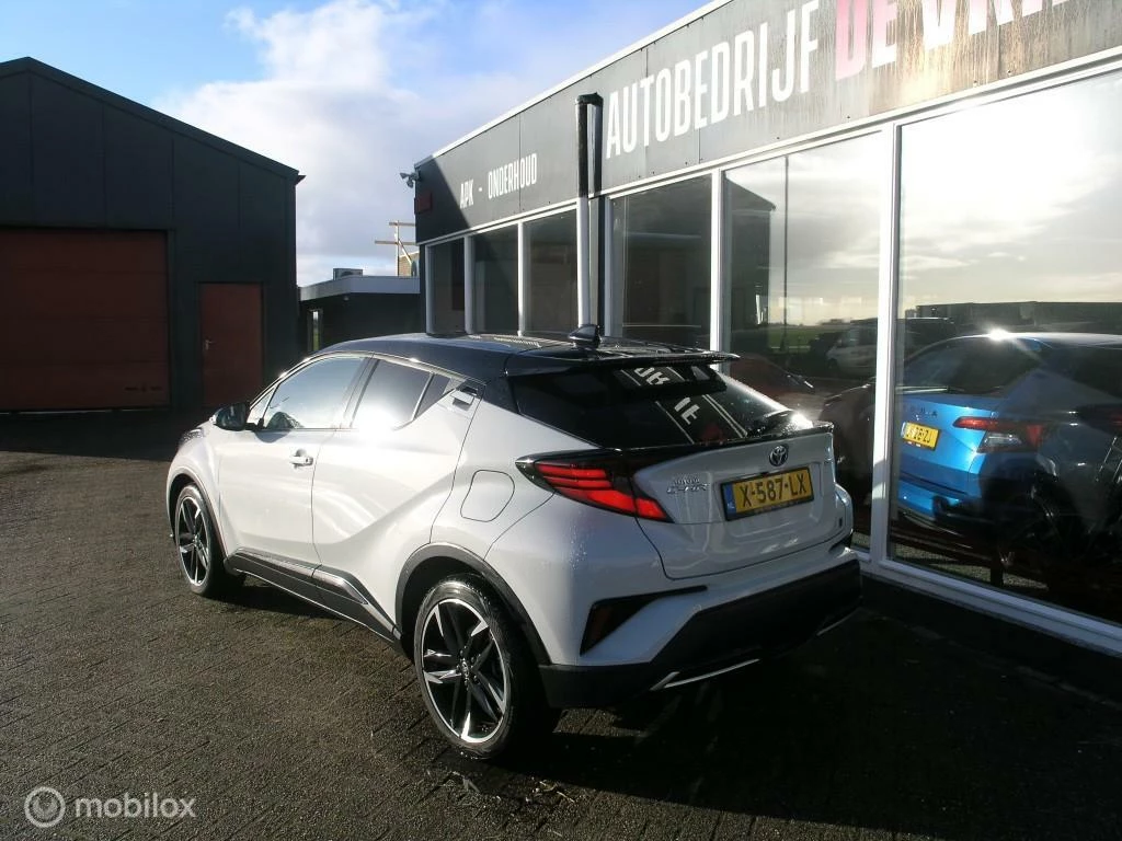 Hoofdafbeelding Toyota C-HR