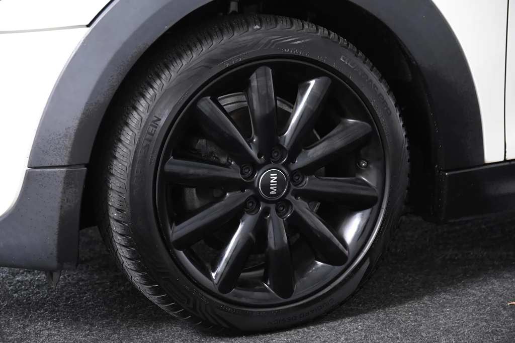 Hoofdafbeelding MINI One