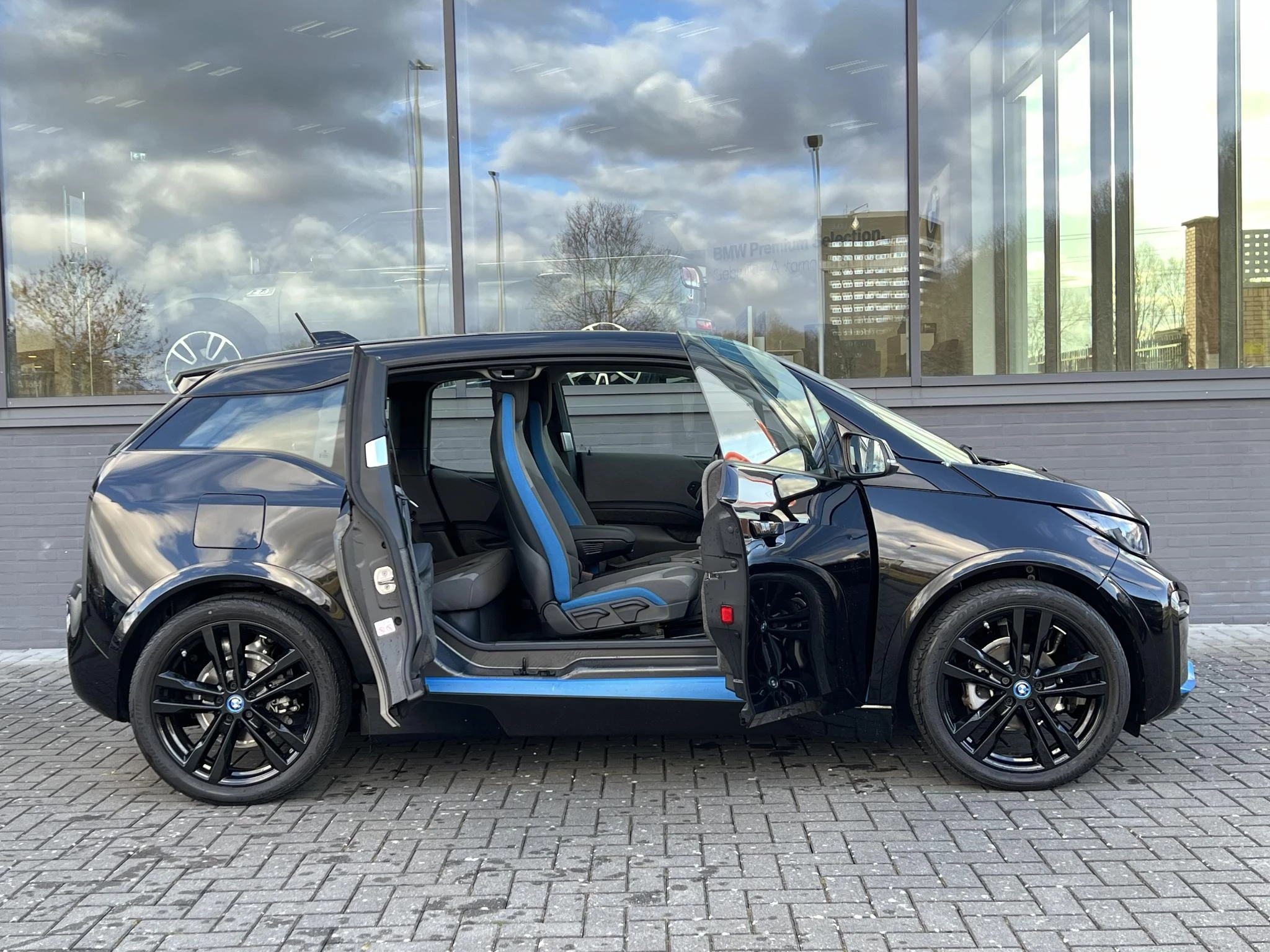Hoofdafbeelding BMW i3