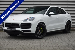 Porsche Cayenne Coupé 3.0 E-Hybrid | Sport Chrono | Pano | Alcantara | Luchtvering | HUD | Memory | 360 |