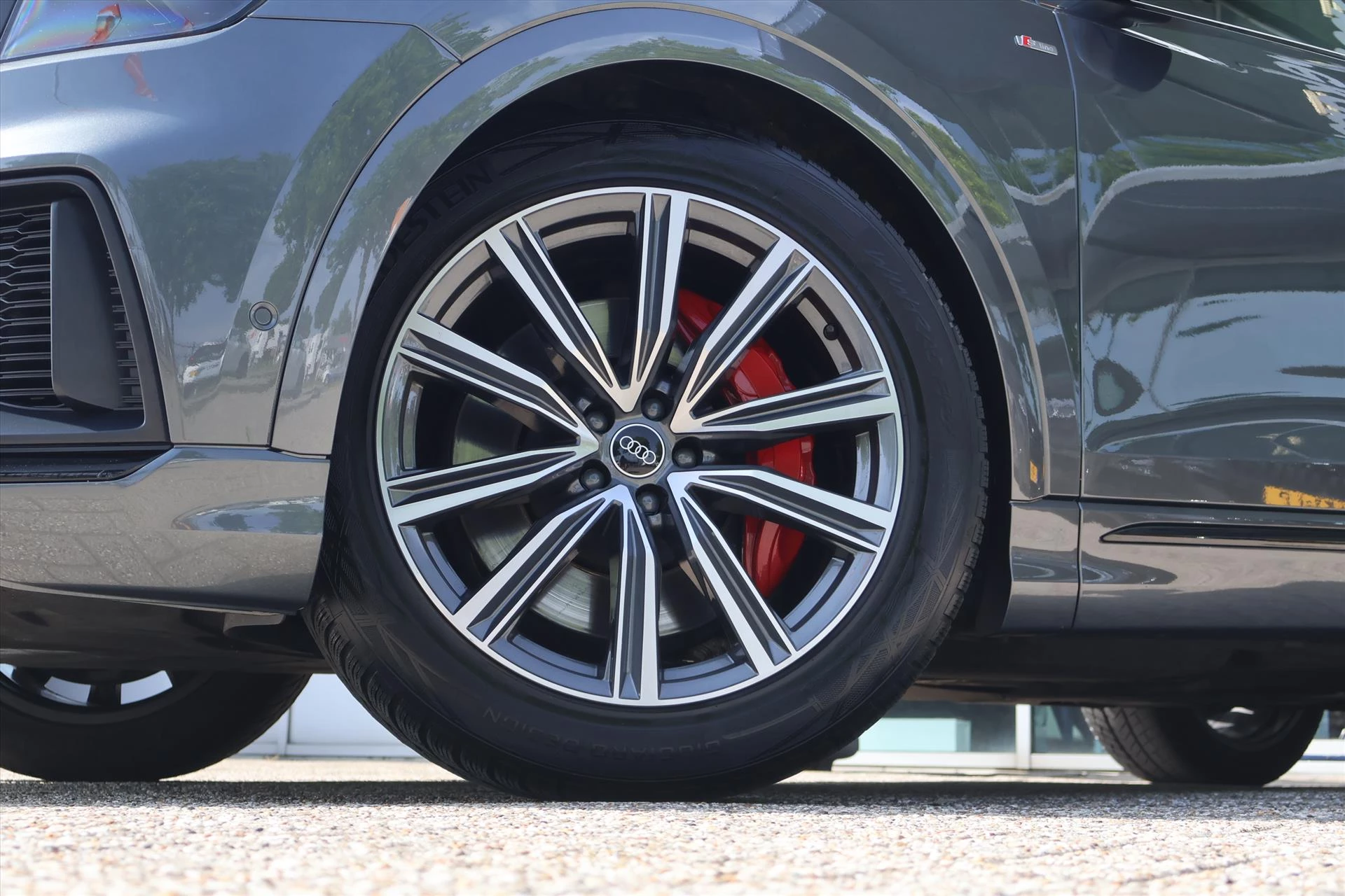 Hoofdafbeelding Audi Q8