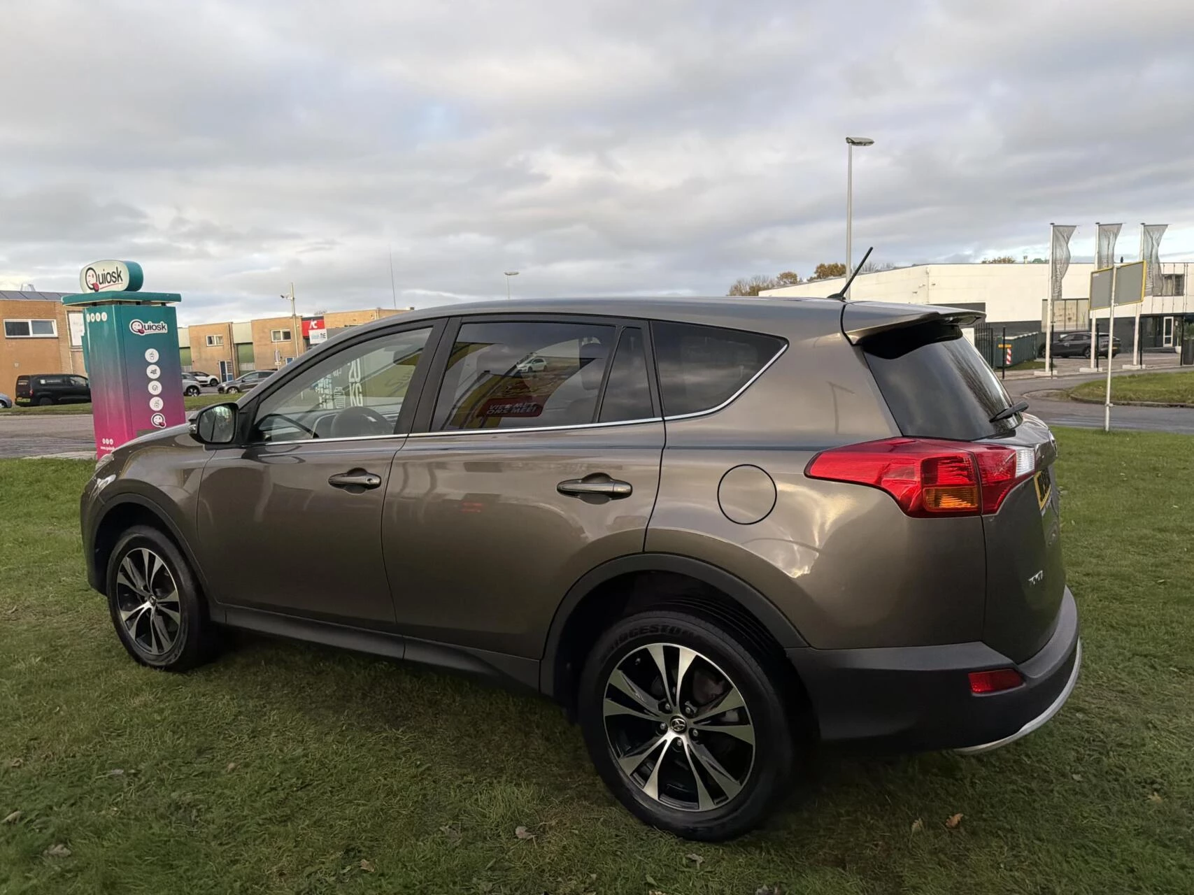 Hoofdafbeelding Toyota RAV4