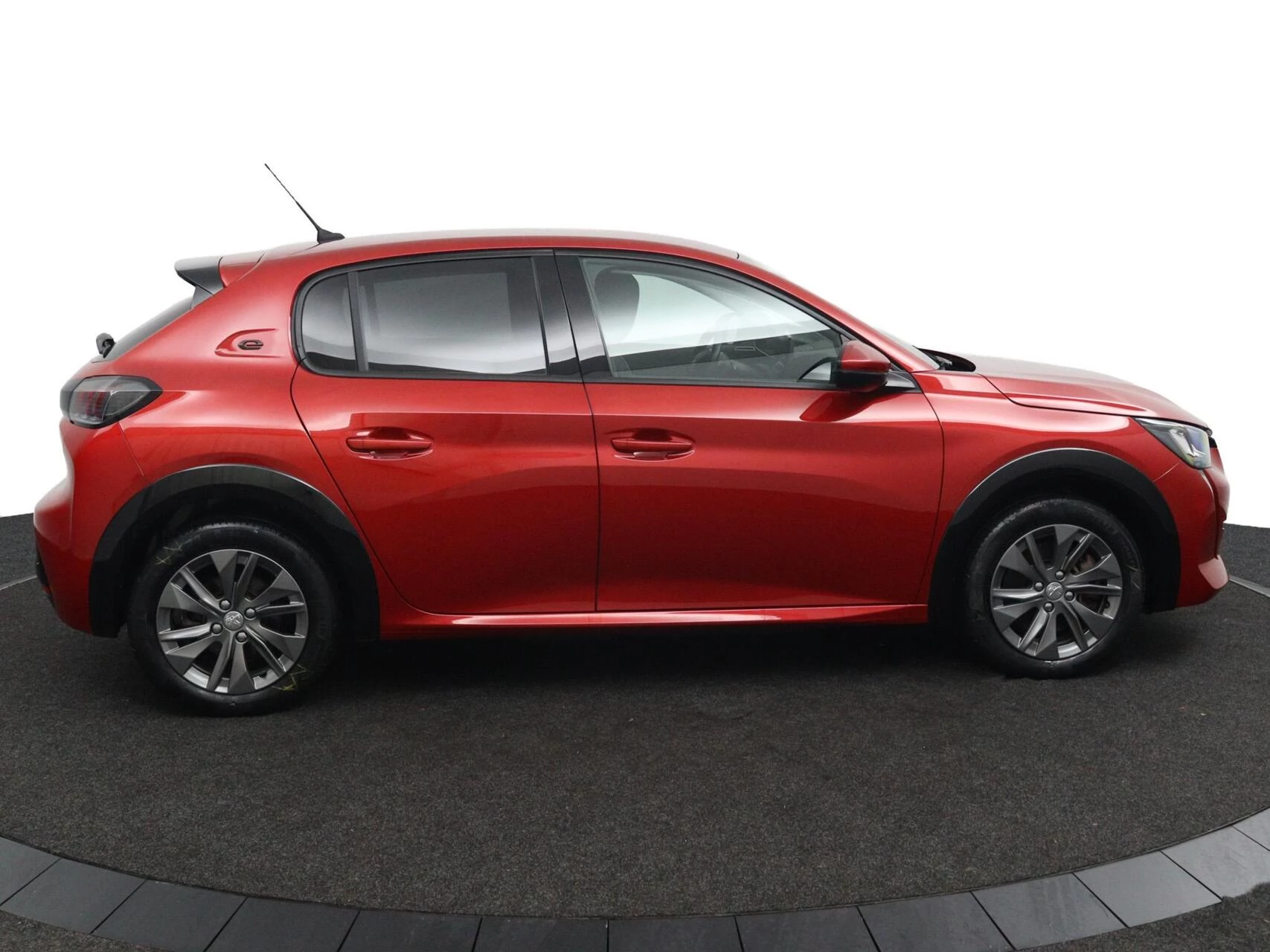 Hoofdafbeelding Peugeot e-208