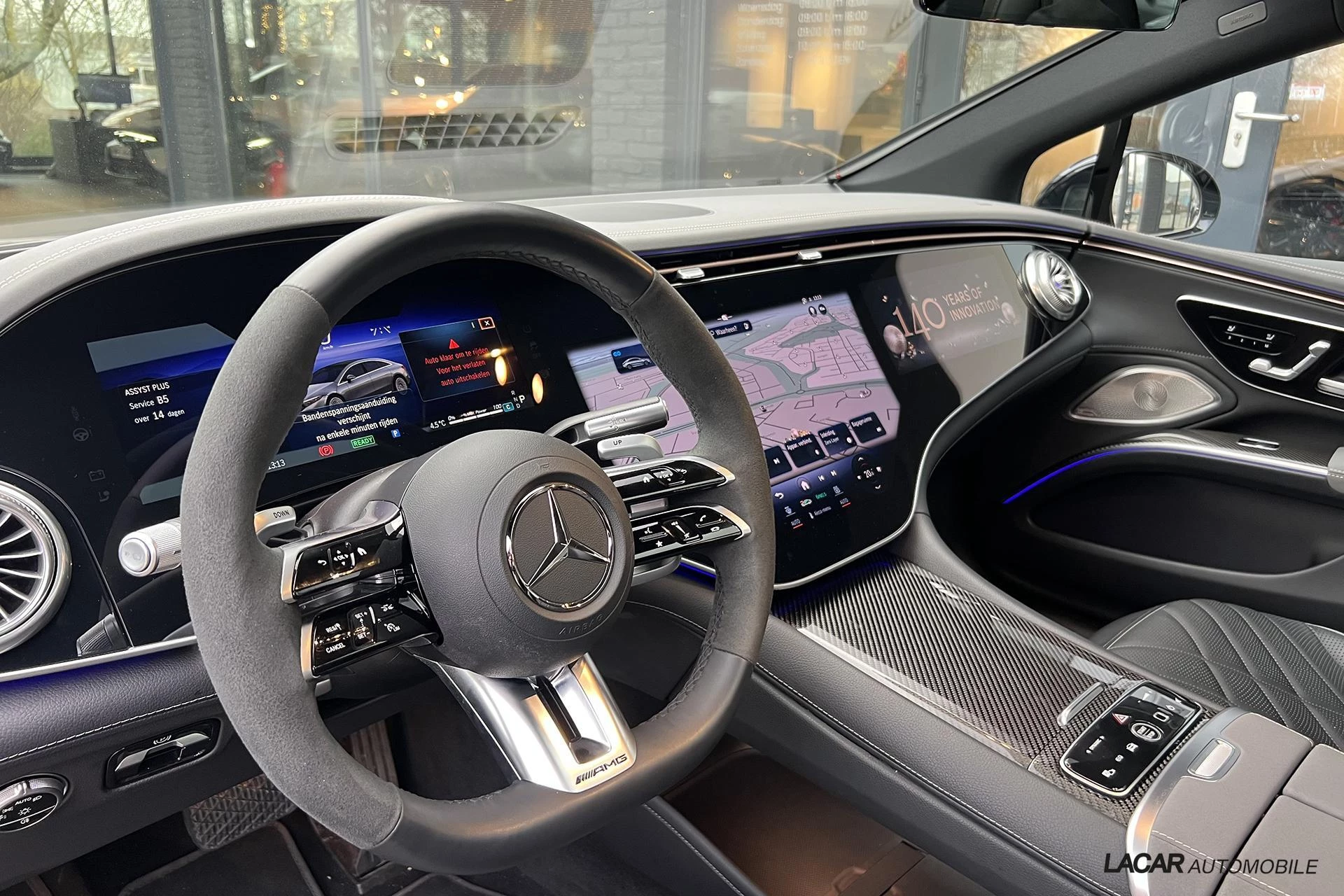 Hoofdafbeelding Mercedes-Benz EQS