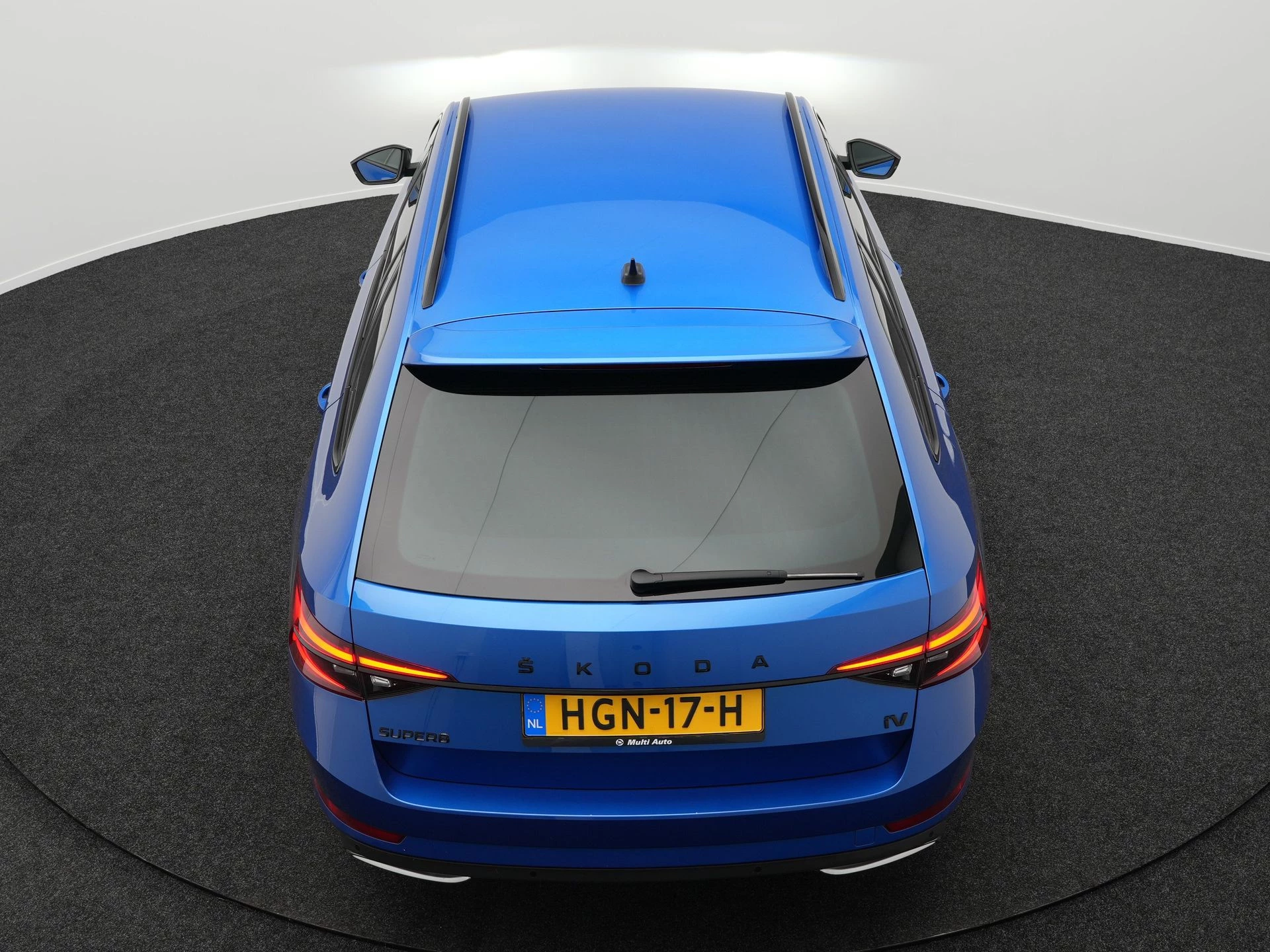 Hoofdafbeelding Škoda Superb
