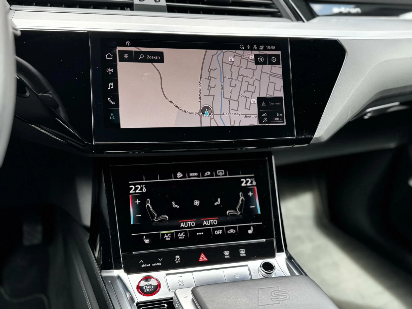 Hoofdafbeelding Audi e-tron