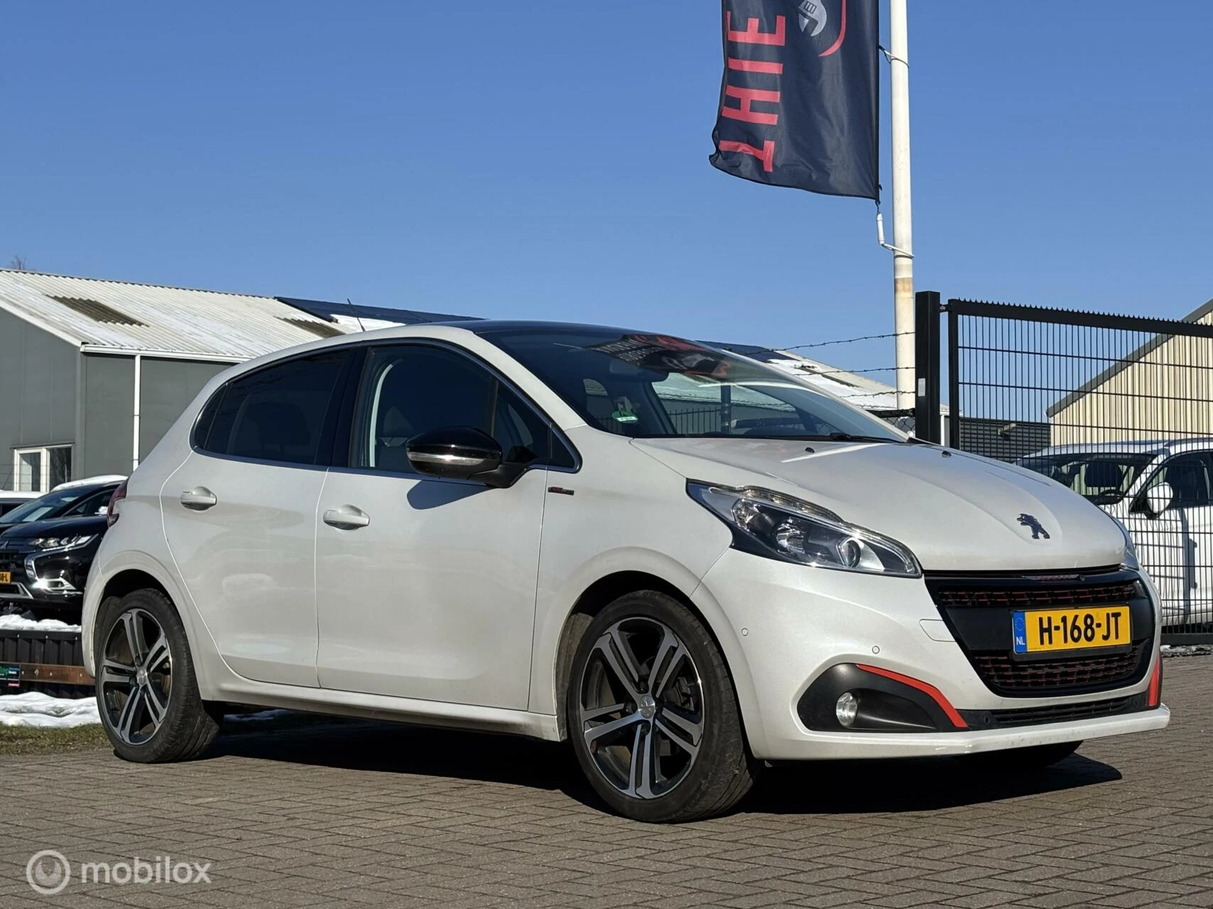 Hoofdafbeelding Peugeot 208