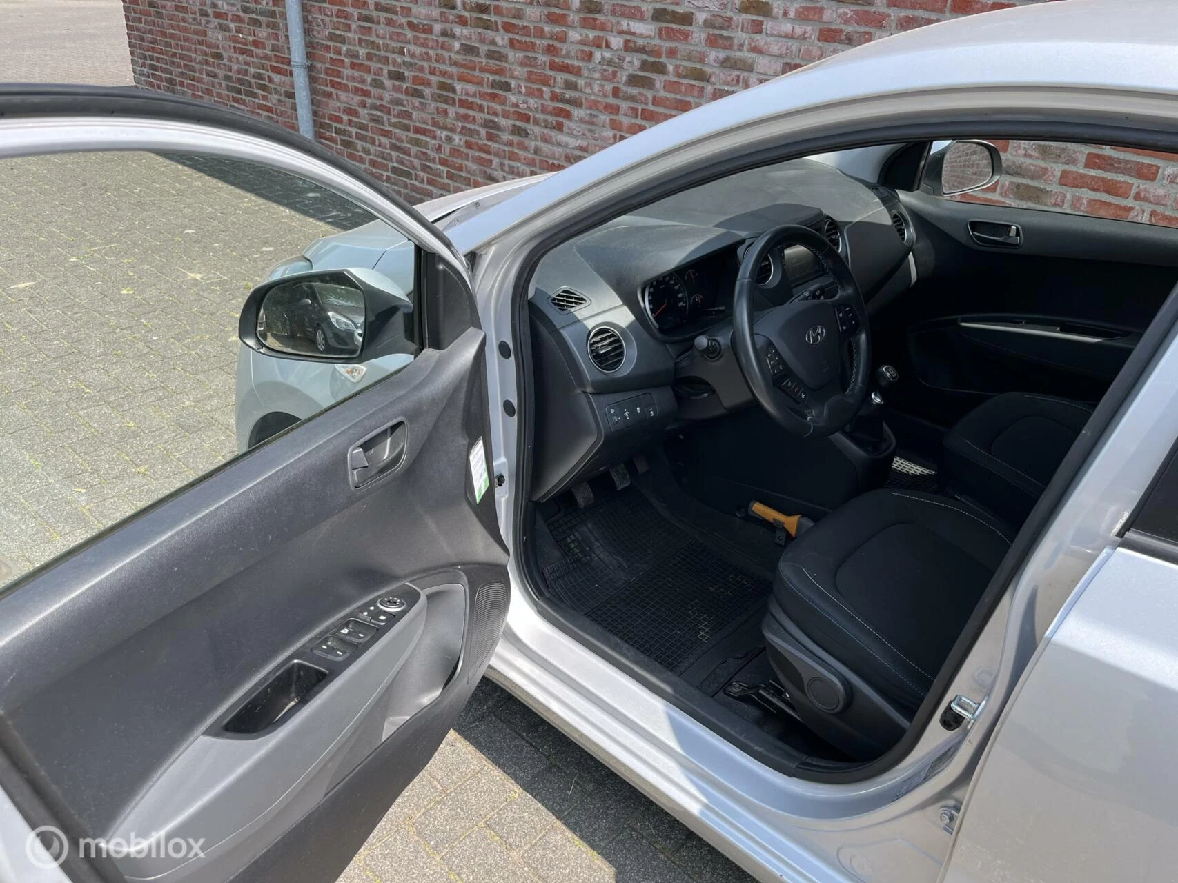 Hoofdafbeelding Hyundai i10