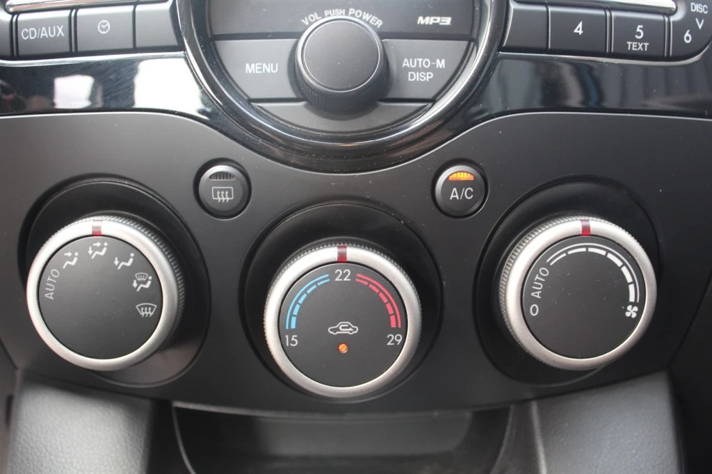 Hoofdafbeelding Mazda 2