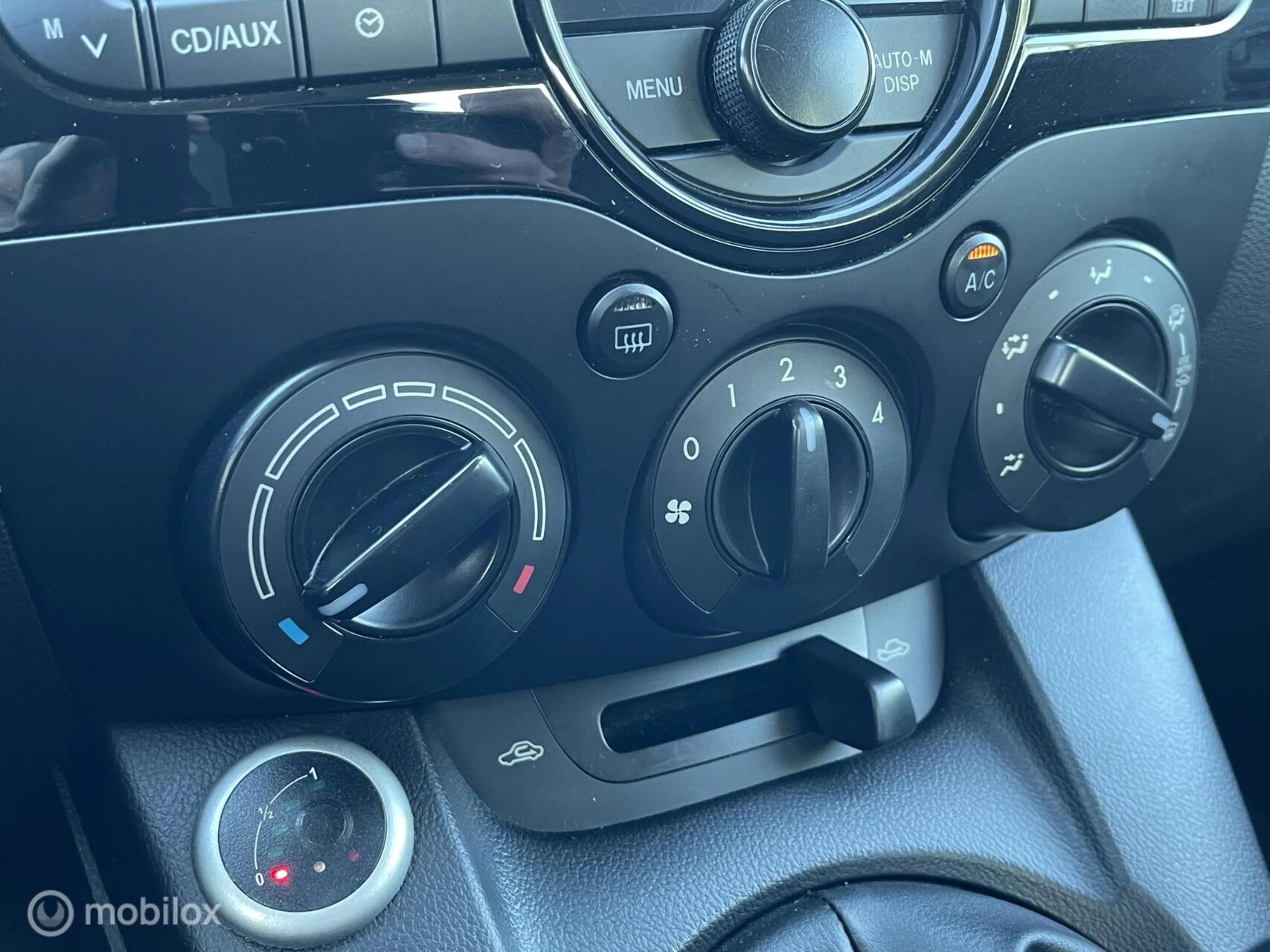Hoofdafbeelding Mazda 2