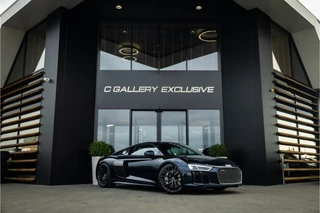 Hoofdafbeelding Audi R8 Audi R8 5.2 FSI quattro Plus - Carbon | Keramisch | B&O | Camera