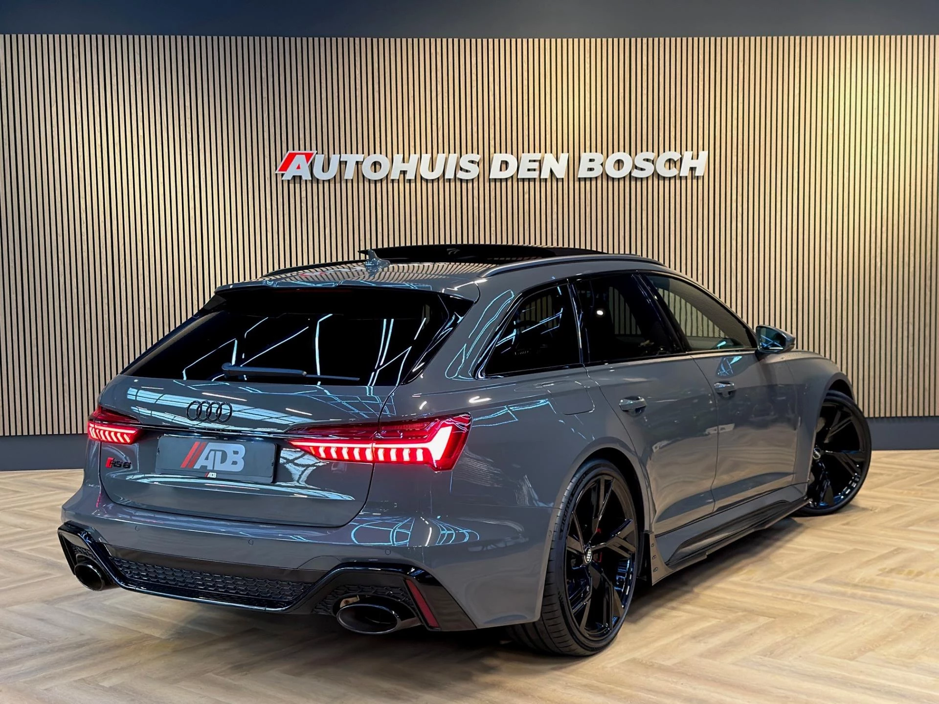 Hoofdafbeelding Audi RS6
