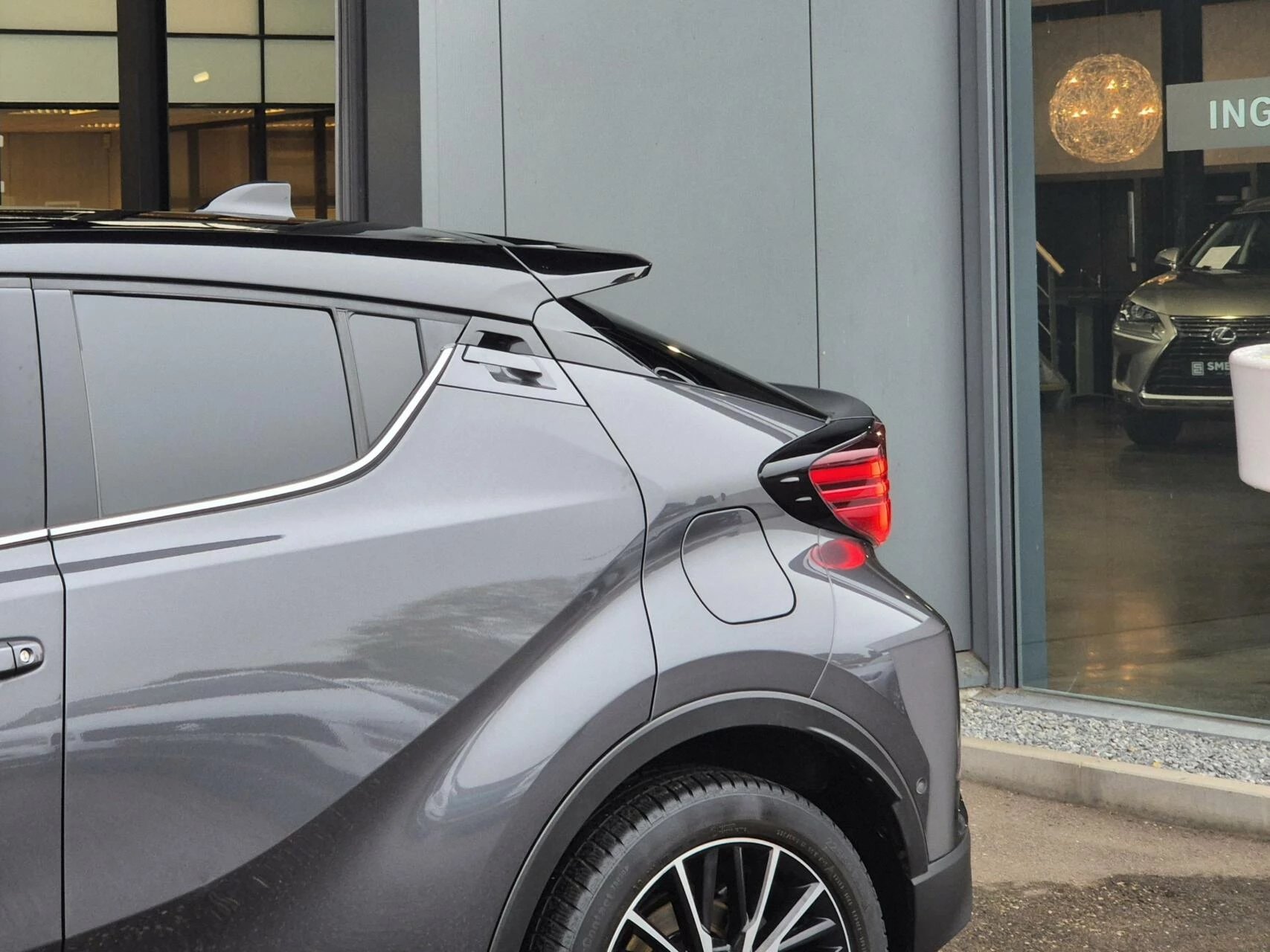 Hoofdafbeelding Toyota C-HR