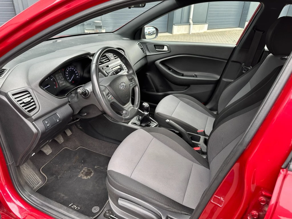 Hoofdafbeelding Hyundai i20
