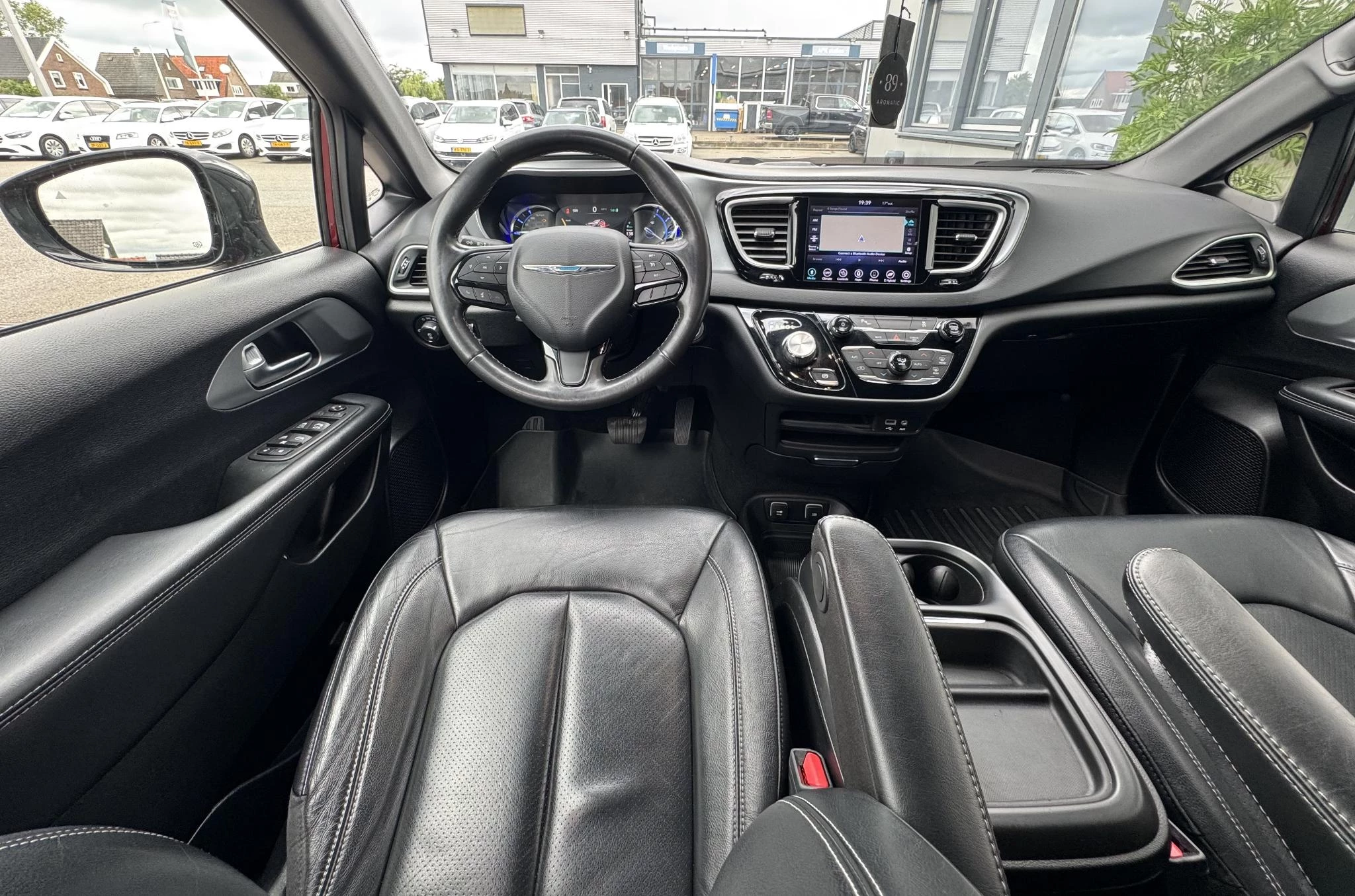 Hoofdafbeelding Chrysler Pacifica