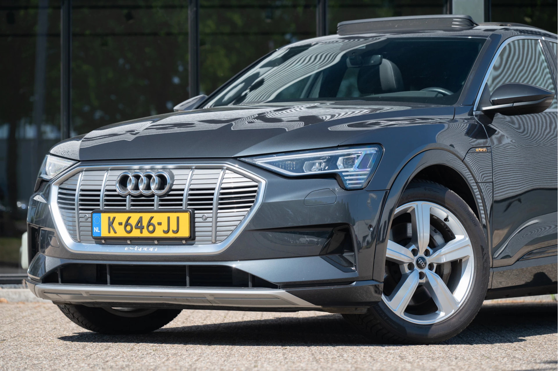 Hoofdafbeelding Audi e-tron