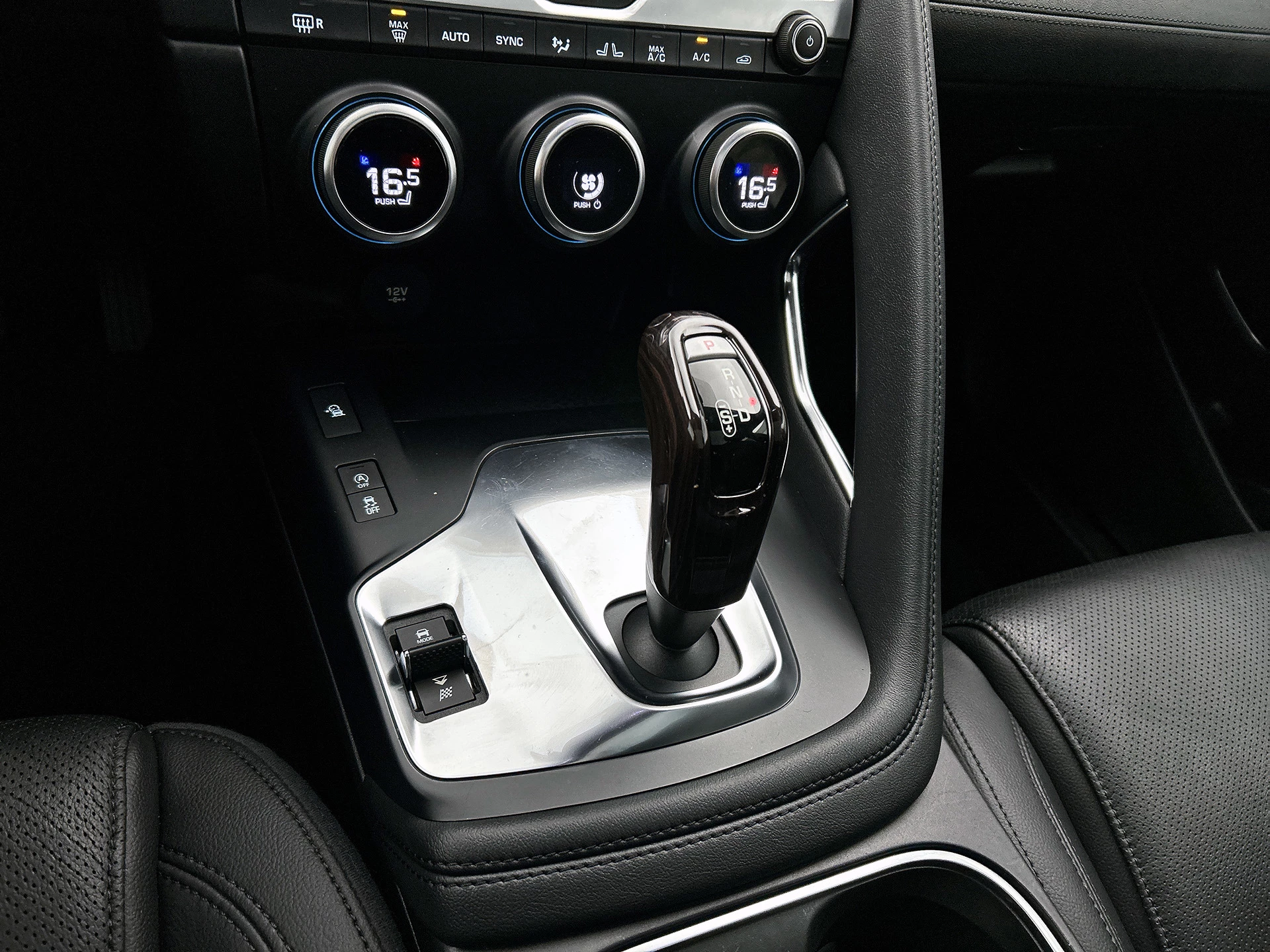 Hoofdafbeelding Jaguar E-PACE