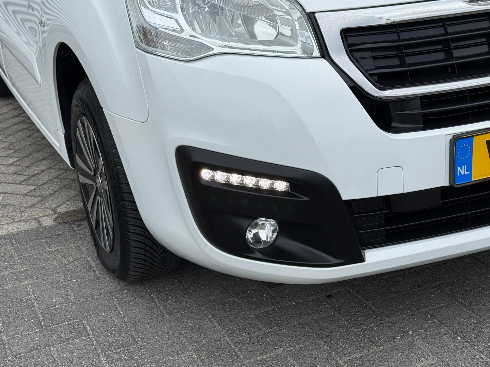 Hoofdafbeelding Peugeot Partner