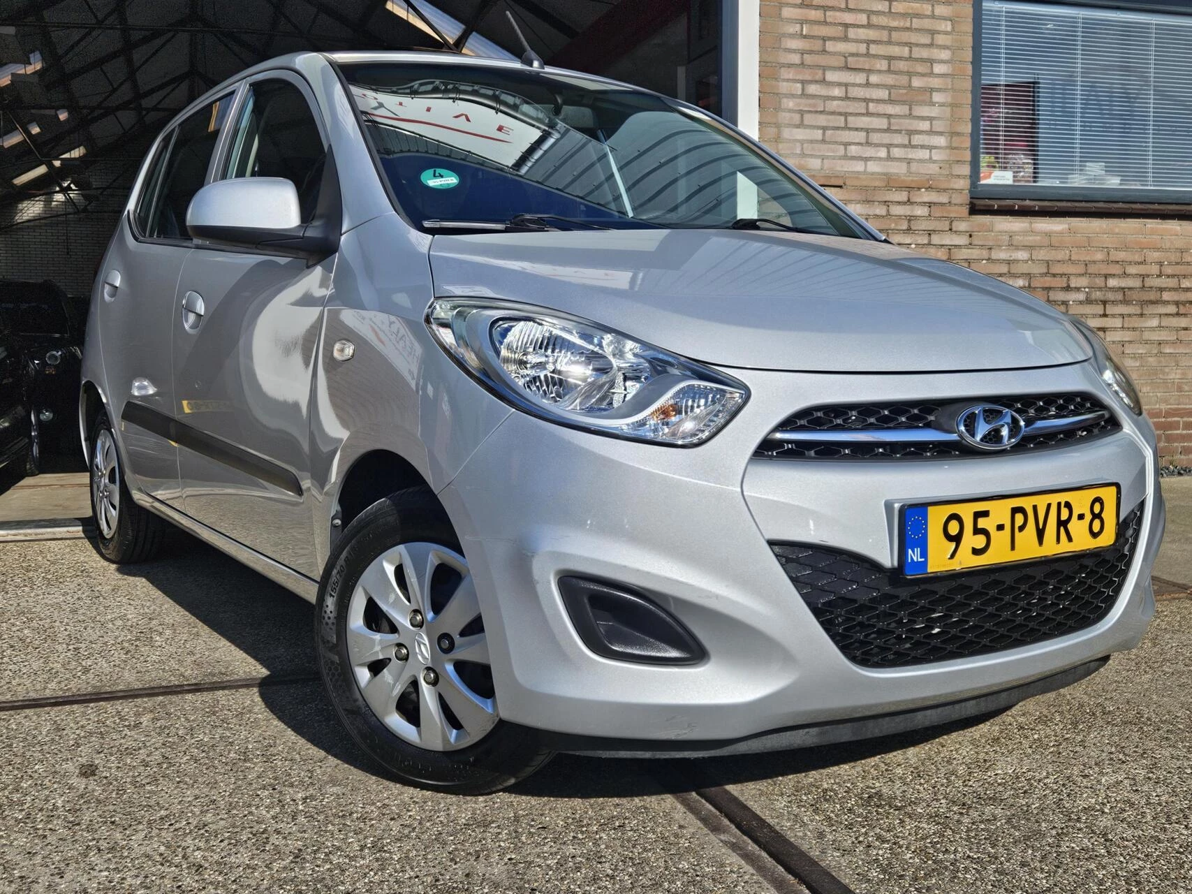 Hoofdafbeelding Hyundai i10