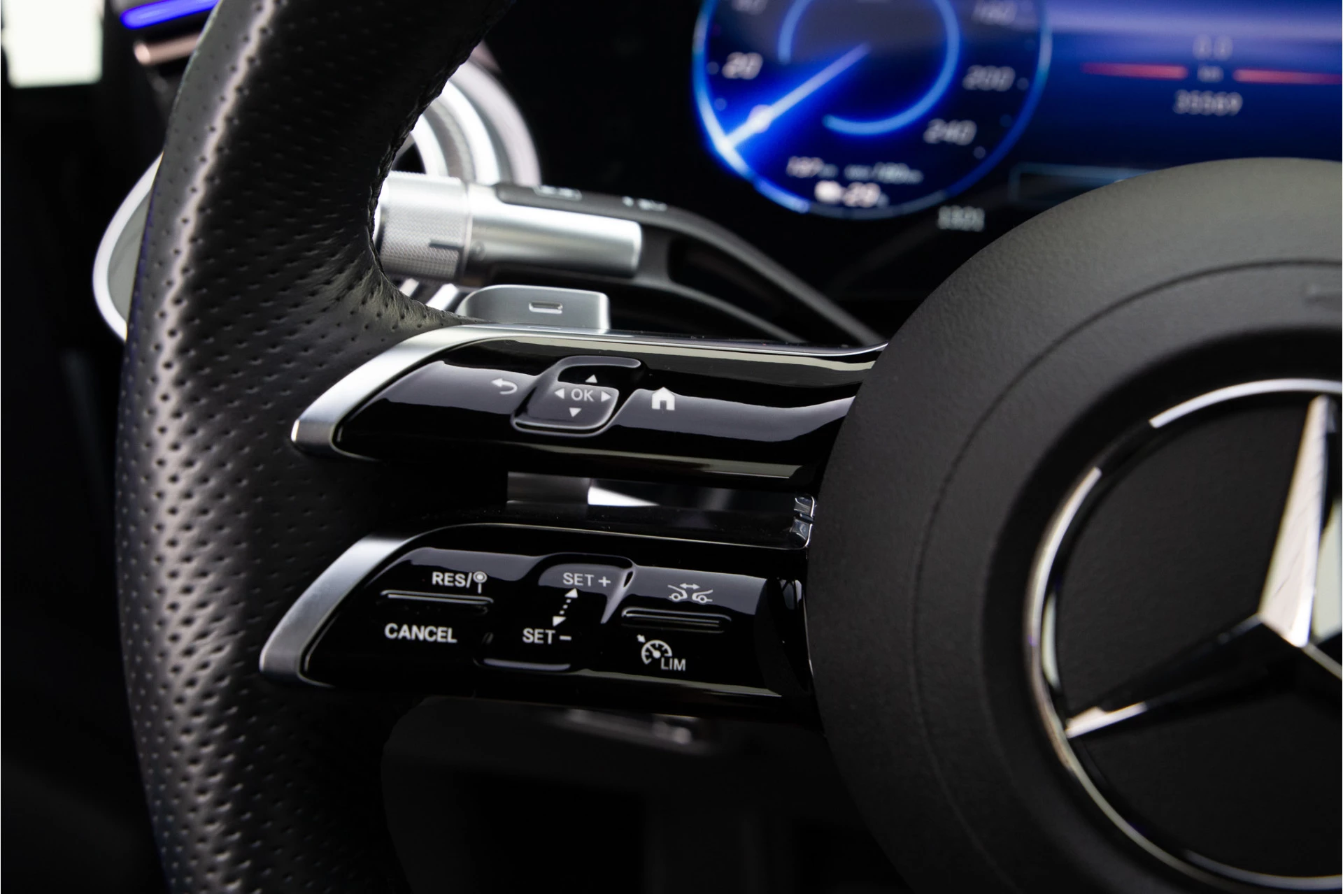 Hoofdafbeelding Mercedes-Benz EQS