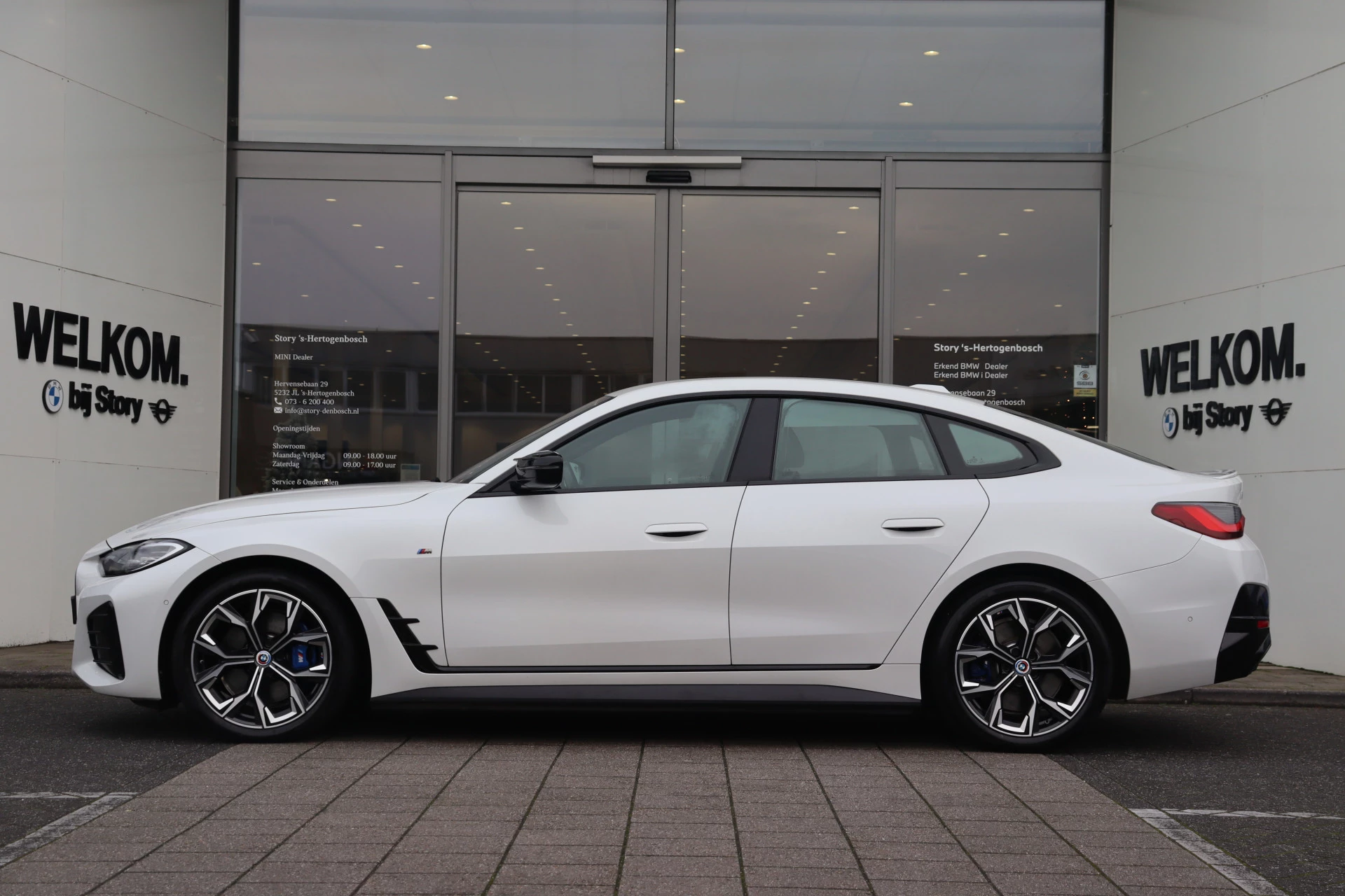 Hoofdafbeelding BMW i4