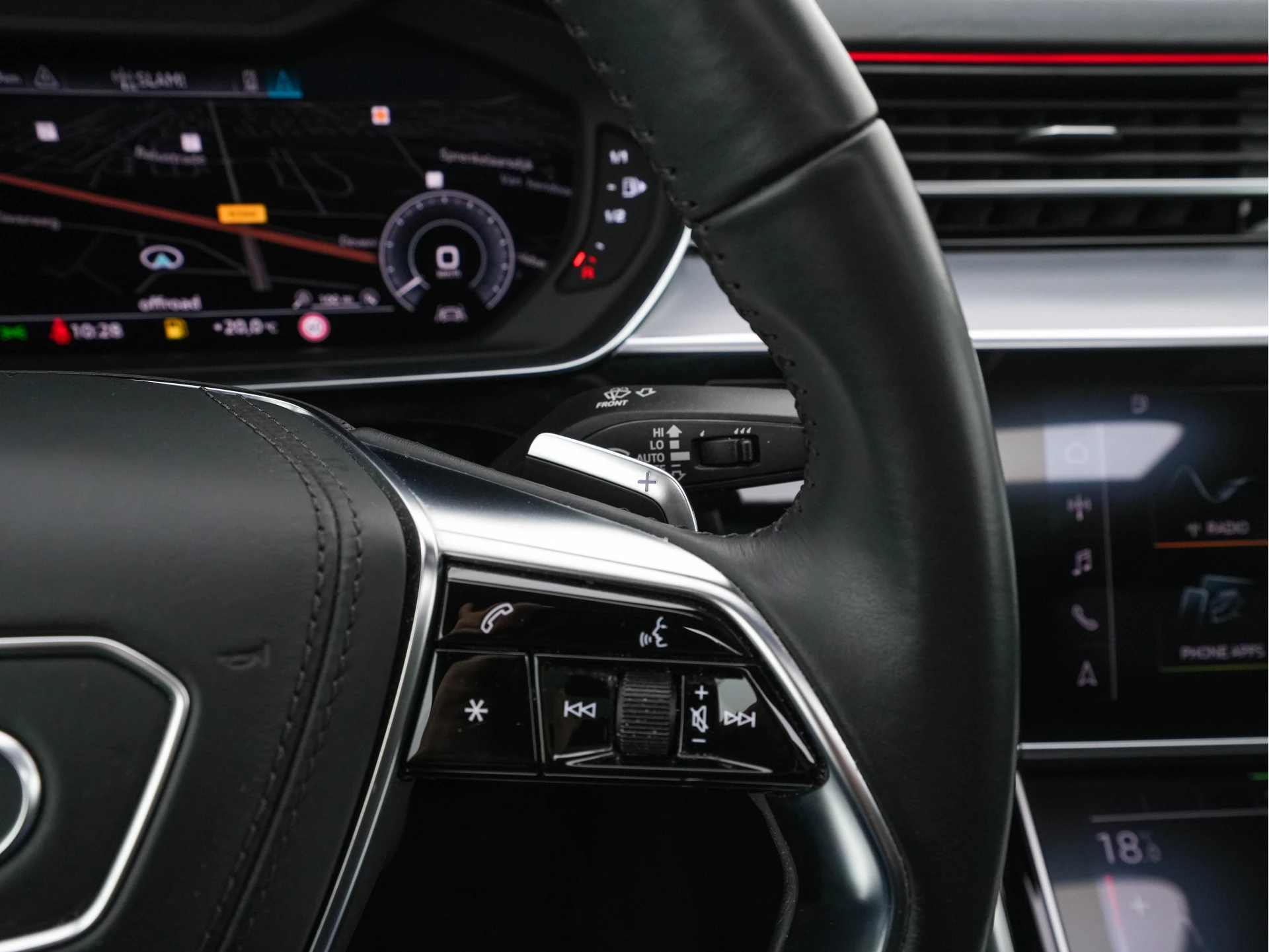 Hoofdafbeelding Audi A8