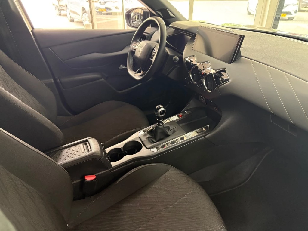 Hoofdafbeelding DS DS 3