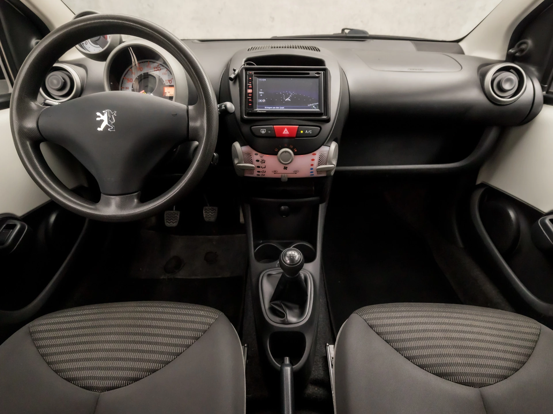 Hoofdafbeelding Peugeot 107