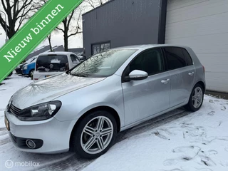 Volkswagen Golf 1.2 TSI/NIEUWE KETTING / CARPLAY / PARKEERS
