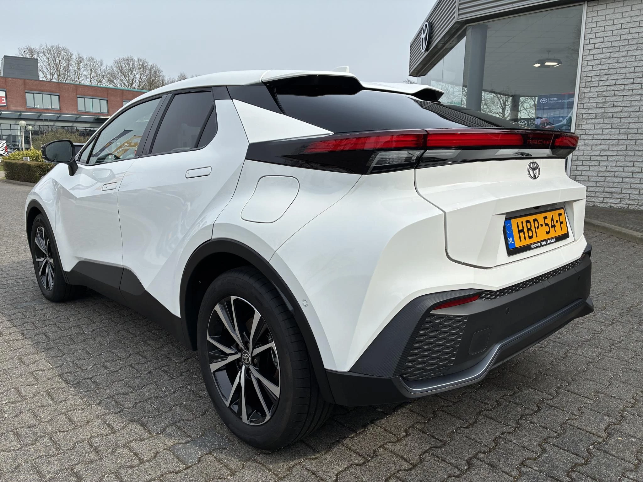 Hoofdafbeelding Toyota C-HR