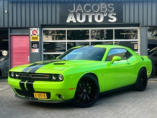 Hoofdafbeelding Dodge Challenger Dodge CHALLENGER 5,7 HEMI automaat