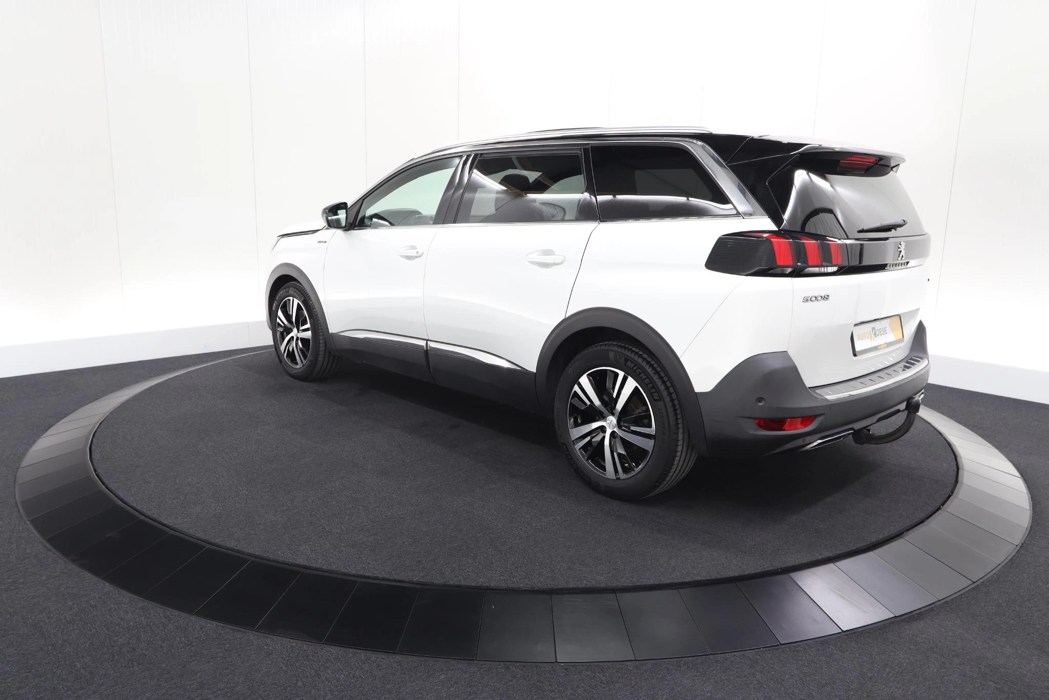Hoofdafbeelding Peugeot 5008