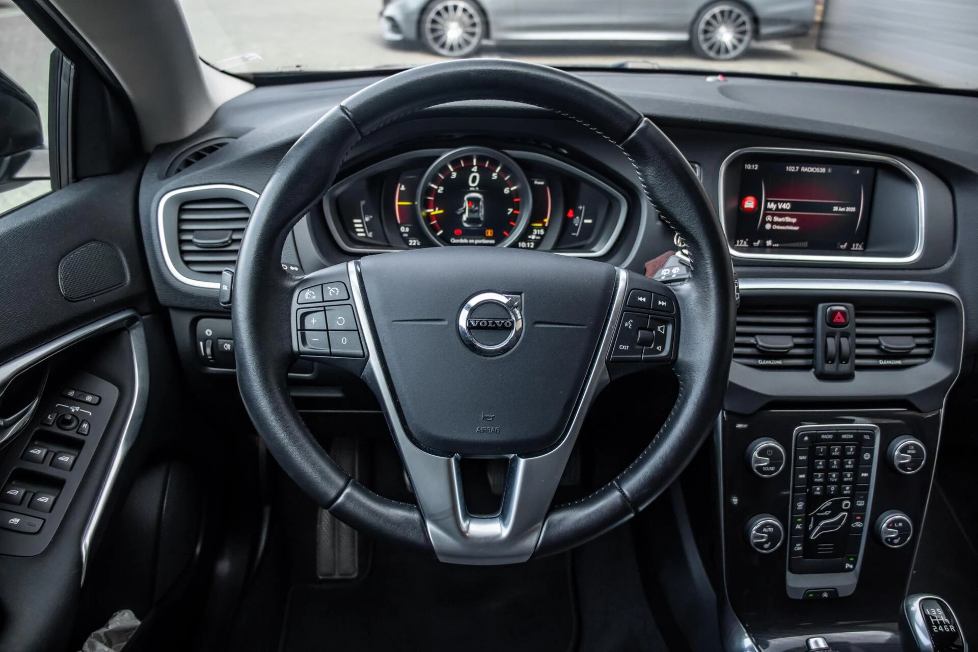 Hoofdafbeelding Volvo V40