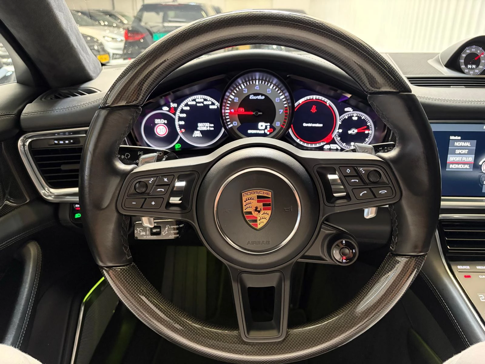 Hoofdafbeelding Porsche Panamera