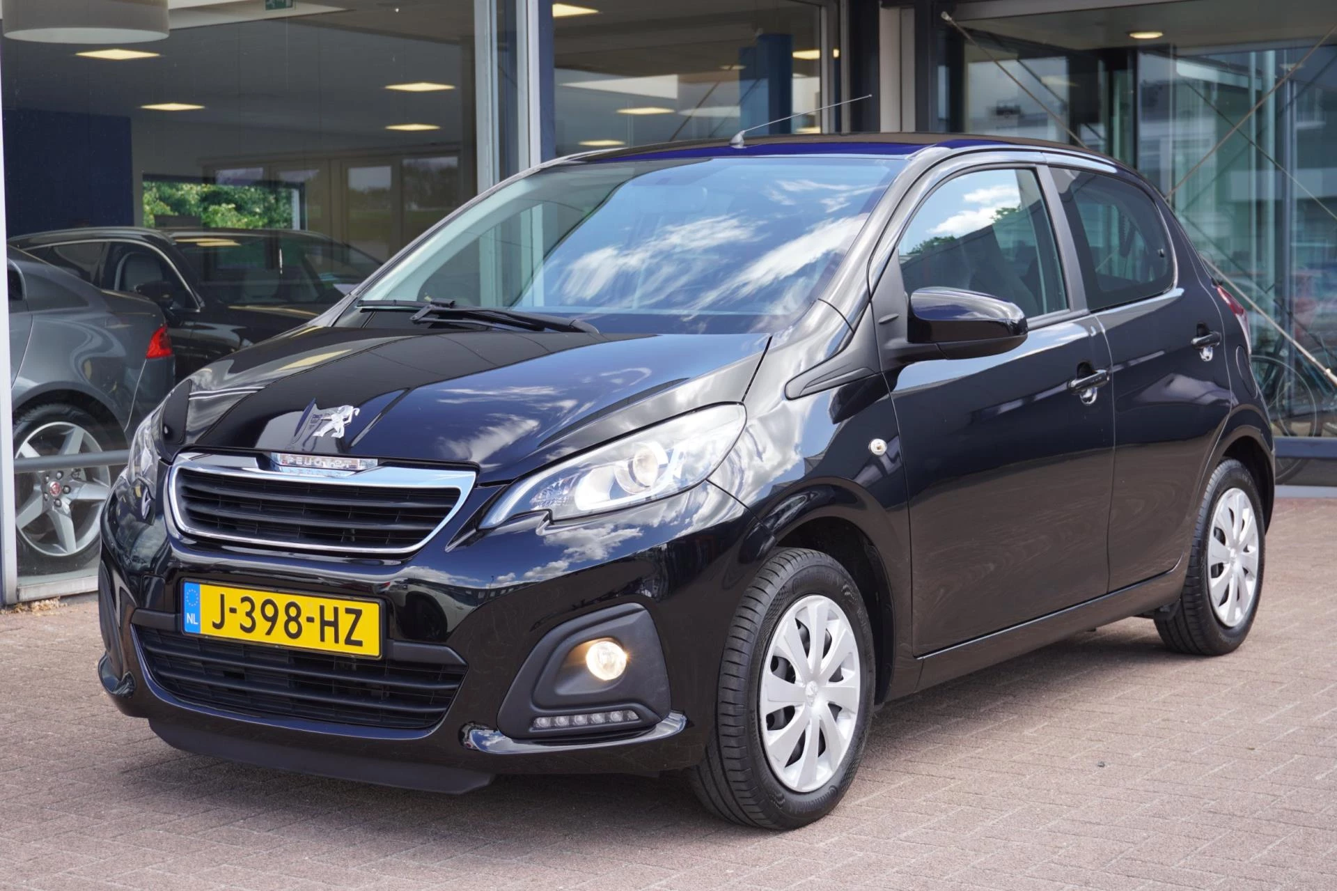 Hoofdafbeelding Peugeot 108