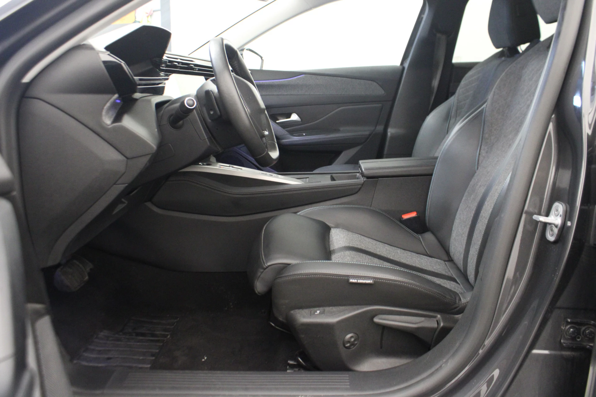 Hoofdafbeelding Peugeot 408