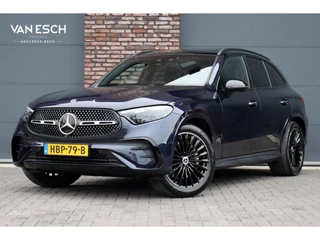 Hoofdafbeelding Mercedes-Benz GLC Mercedes-Benz GLC 400e 4MATIC AMG Line | Airmatic | Achterasbesturing | Distronic+ | Memory | Trekhaak | Digital Light | Surround Camera | Verwarmd Stuurwiel | Nightpakket |