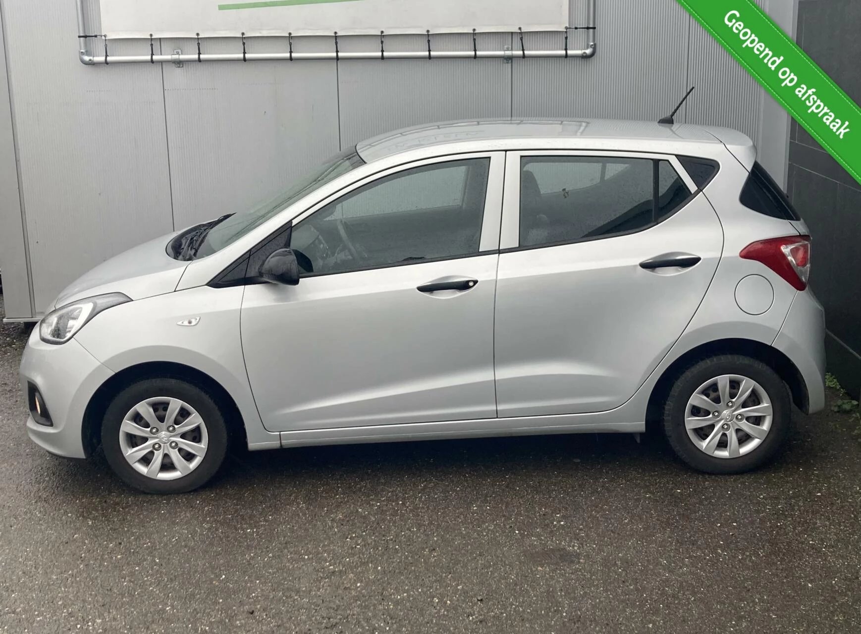 Hoofdafbeelding Hyundai i10