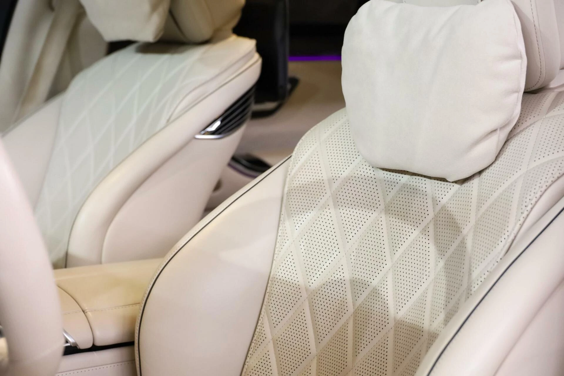 Hoofdafbeelding Mercedes-Benz S-Klasse
