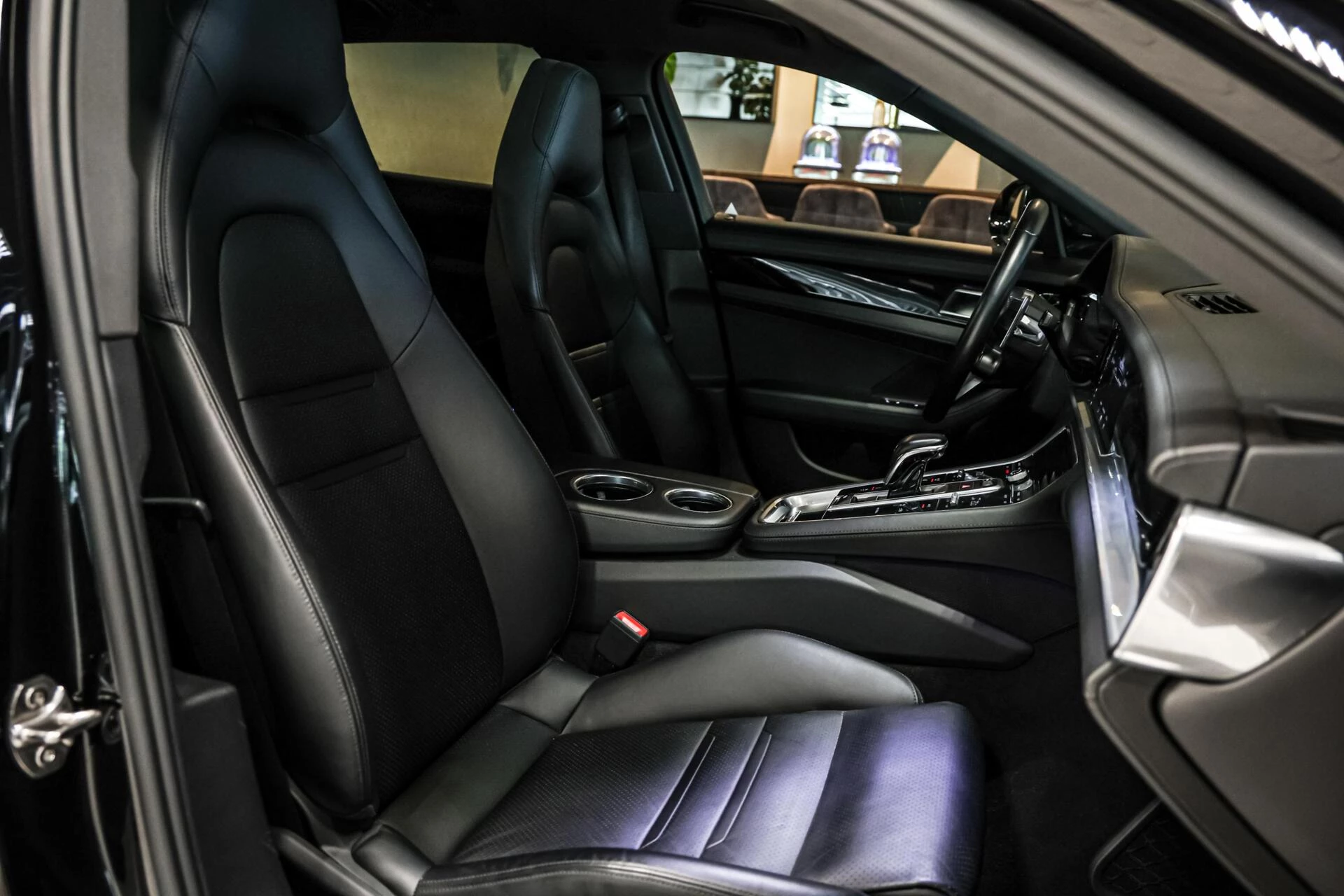 Hoofdafbeelding Porsche Panamera