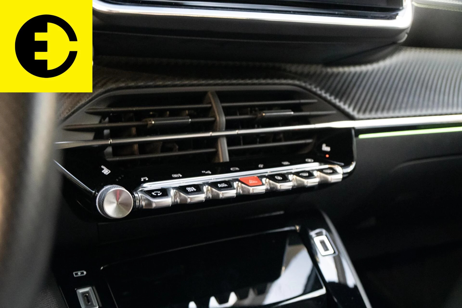 Hoofdafbeelding Peugeot e-208